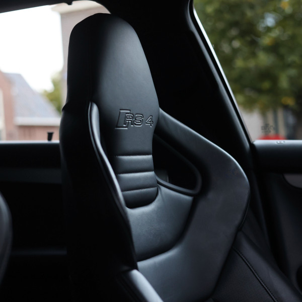 Audi RS4 Avant 4.2 V8 Quattro