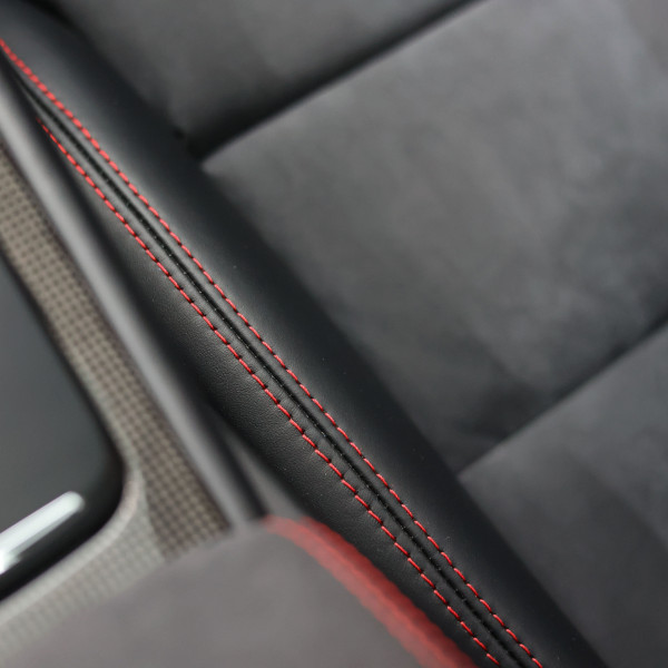 Porsche 911 3.8 Carrera 4 GTS