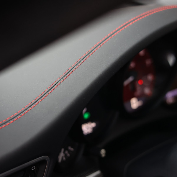 Porsche 911 3.8 Carrera 4 GTS