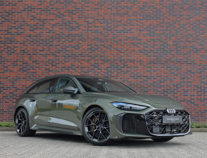 Audi RS5 Avant e-hybrid quattro