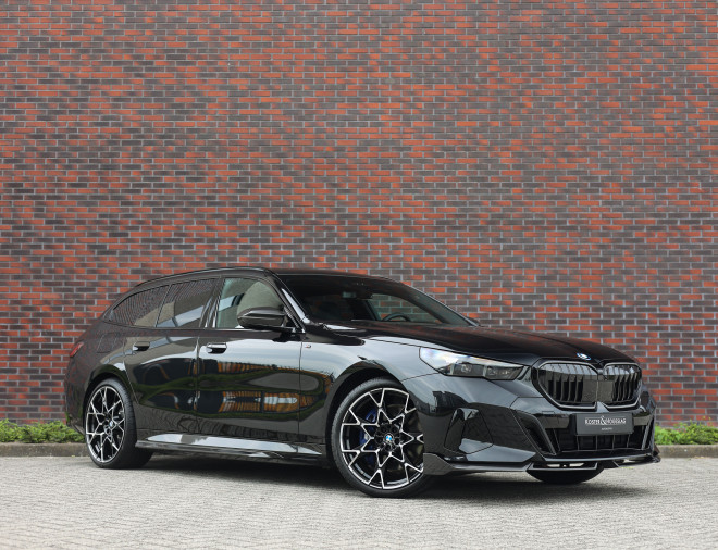 BMW 5 Serie Touring 550e xDrive