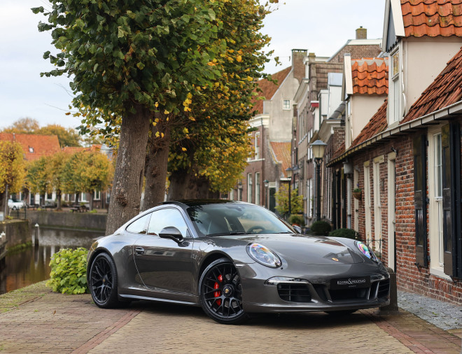 Porsche 911 3.8 Carrera 4 GTS