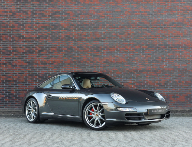 Porsche 911 3.8 Carrera 4S
