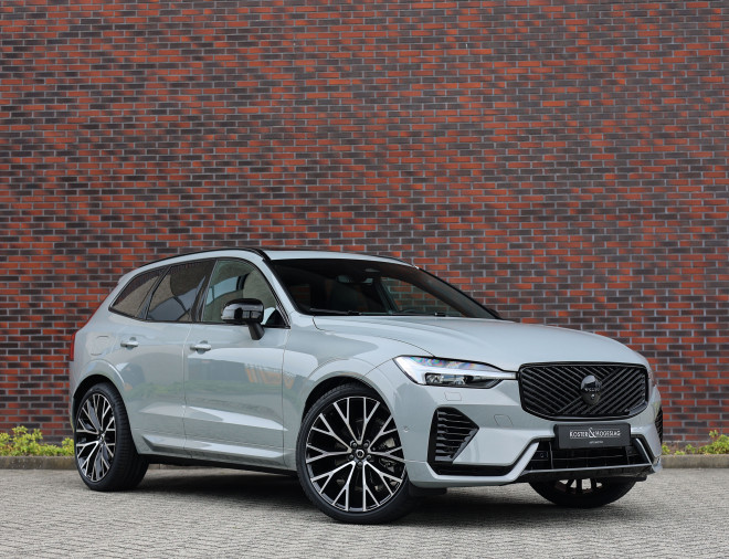 Volvo XC60 2.0 T8 Ultra Black Edition