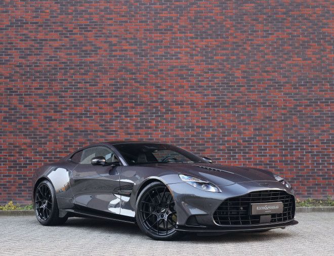 Aston Martin Vanquish 5.2 V12 Coupe