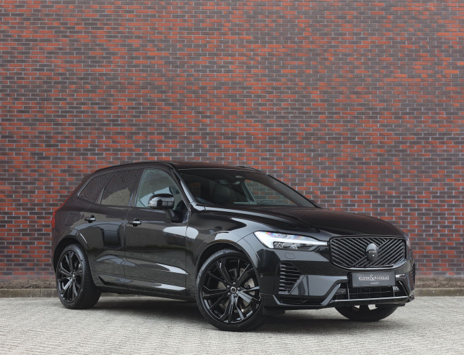 Volvo XC60 T8 AWD Ultra Black Edition