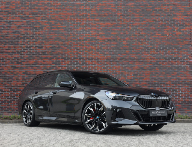 BMW 5 Serie Touring 550e xDrive