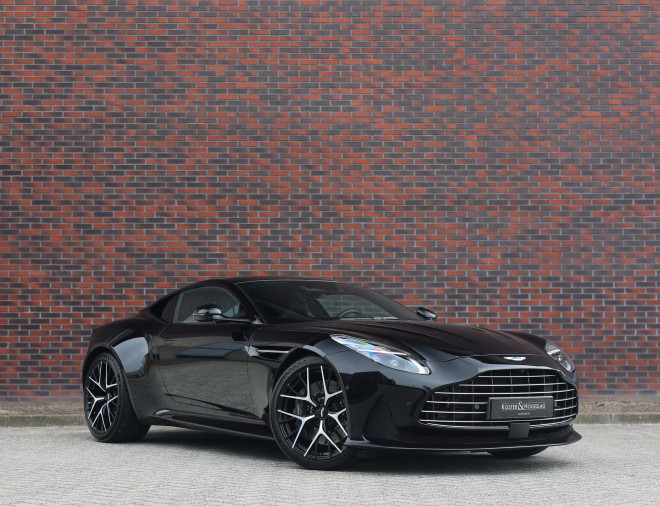Aston Martin DB12 4.0 V8