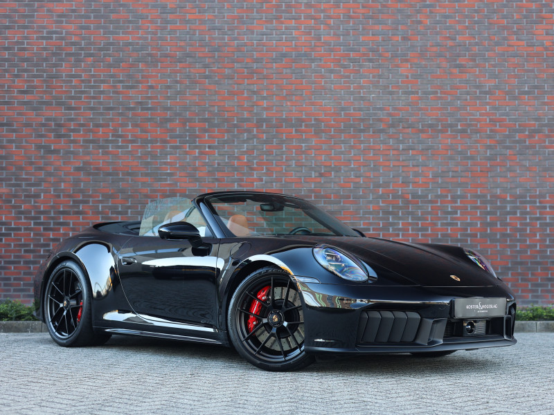Porsche 911 Cabrio Carrera 4 GTS