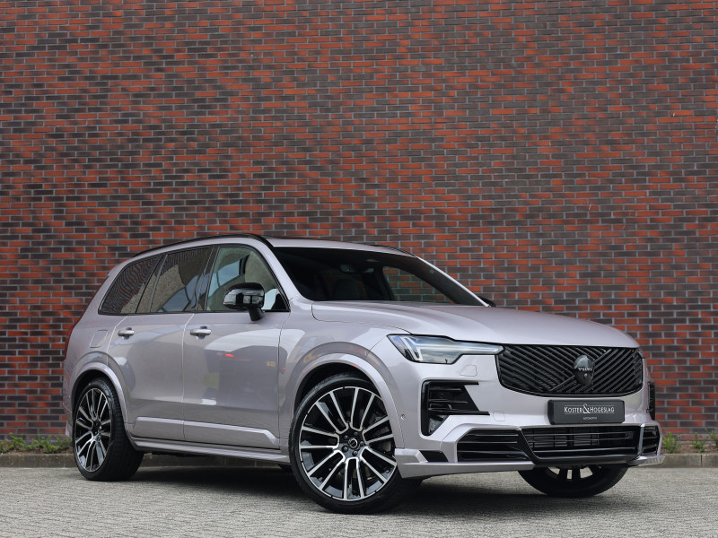 Volvo XC90 T8 AWD Ultra Dark