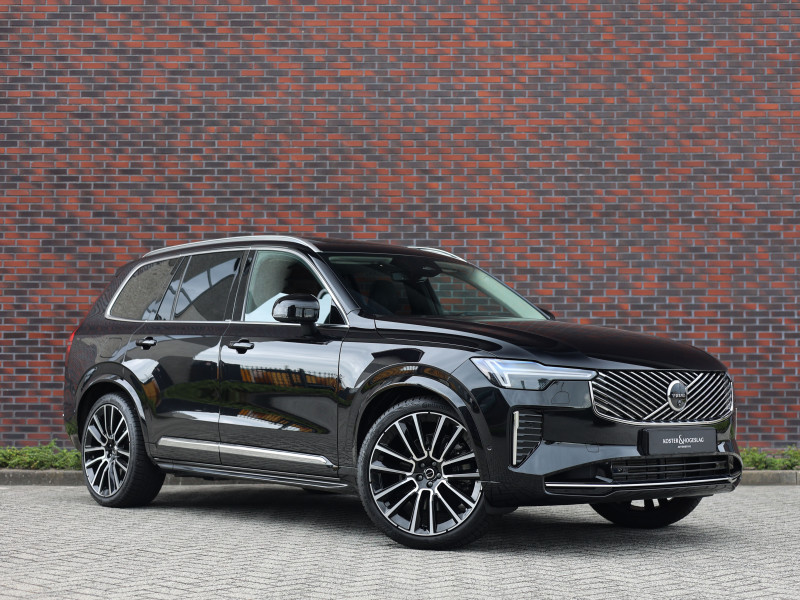 Volvo XC90 T8 AWD Ultra Bright