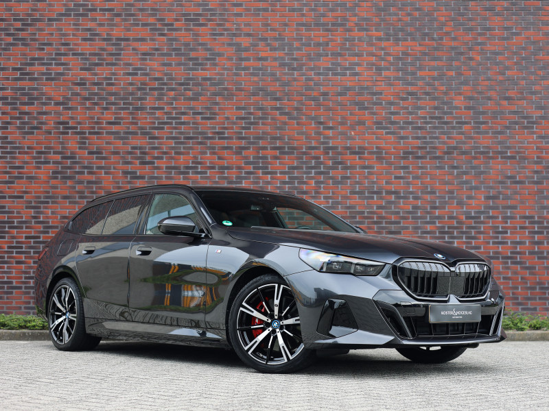 BMW 5 Serie Touring 550e xDrive