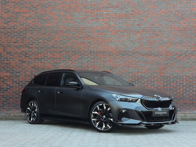 BMW 5 Serie Touring 550e xDrive