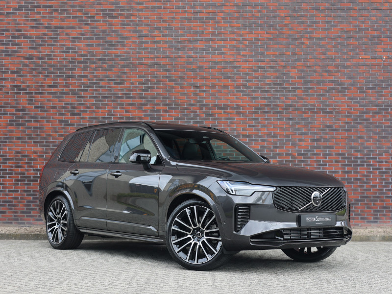 Volvo XC90 T8 AWD Ultra Dark
