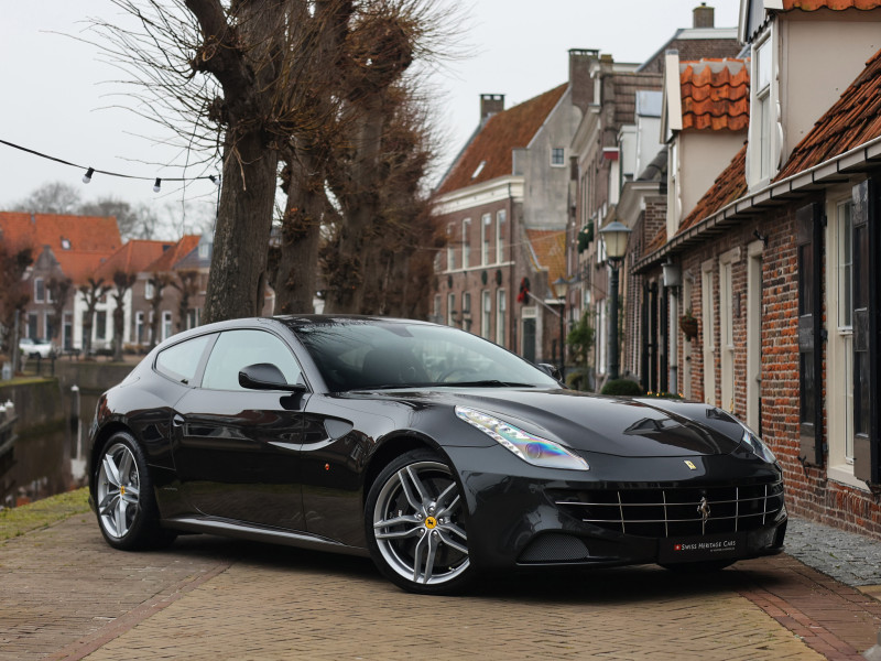 Ferrari FF 6.3 V12