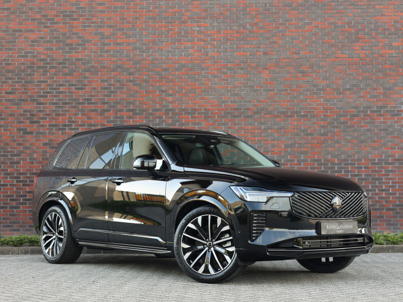 Volvo XC90 T8 AWD Plus Dark