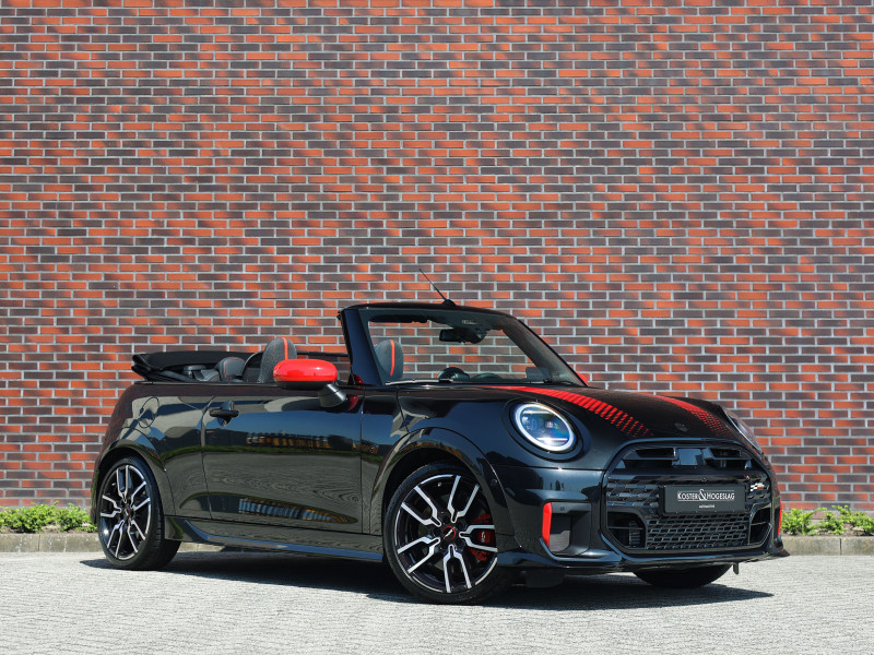 MINI Cabrio JCW