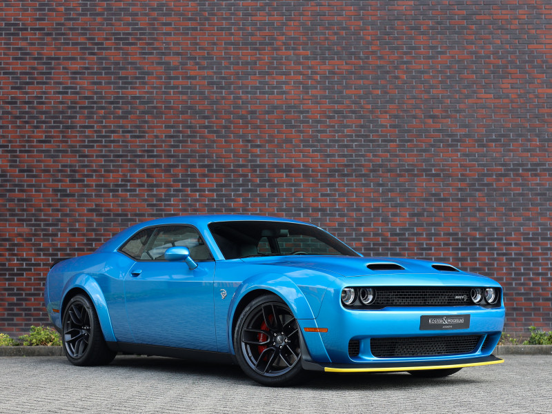 Dodge Challenger 6.2 SRT Hellcat