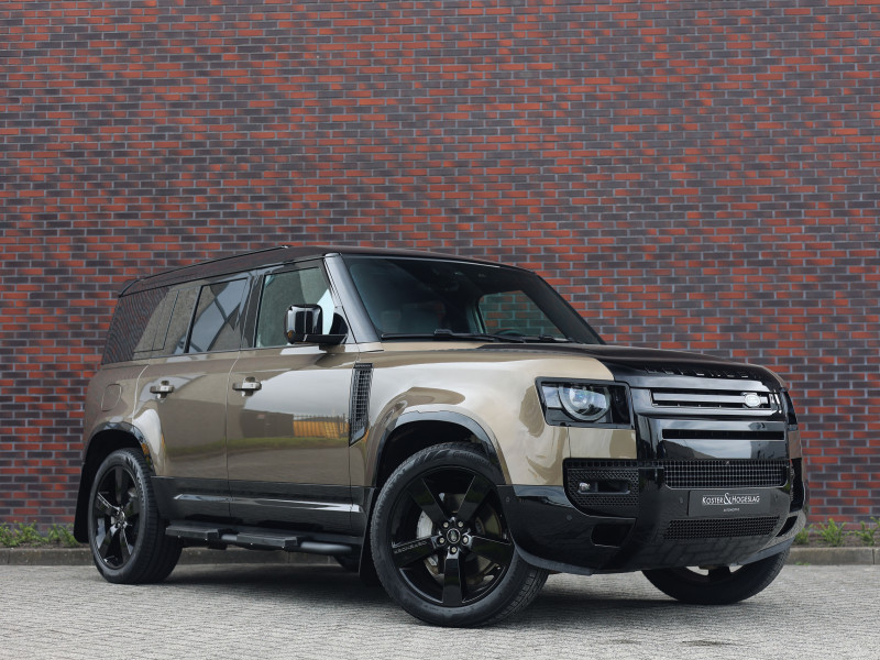 Land Rover Defender P300e X-Dynamic SE