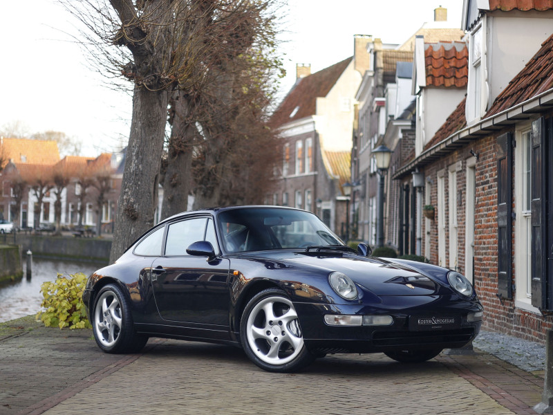 Porsche 911 3.6 Carrera 4