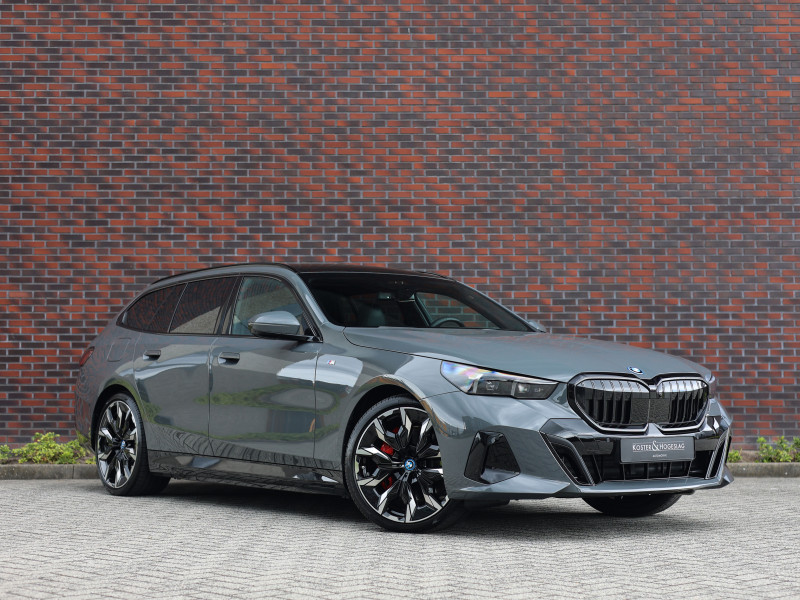 BMW 5 Serie Touring 550e xDrive